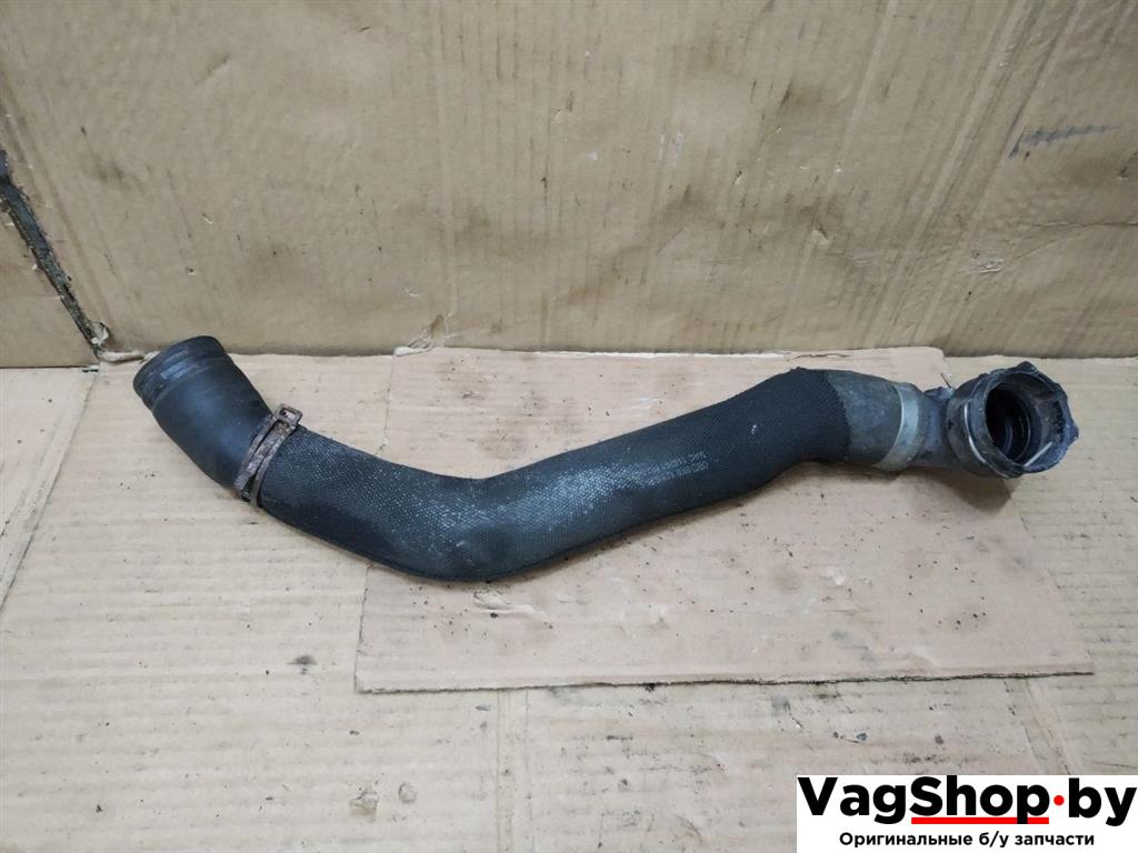 патрубок (трубопровод, шланг) Audi A4 B8/8K 2011, 2.7 л., TDi, CGK, дизель, МКПП, белый, седан, передний привод, 8K0121055E, 8K0122293 - фото №1