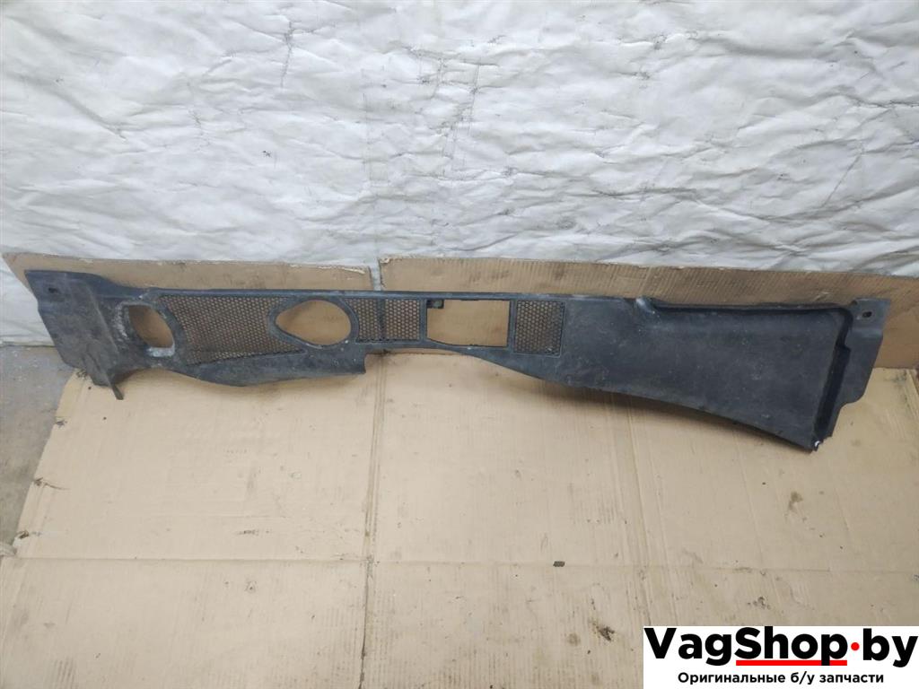 дождевик Audi A4 B8/8K 2011, 2.7 л., TDi, CGK, дизель, МКПП, белый, седан, передний привод, 8K1819447B - фото №1