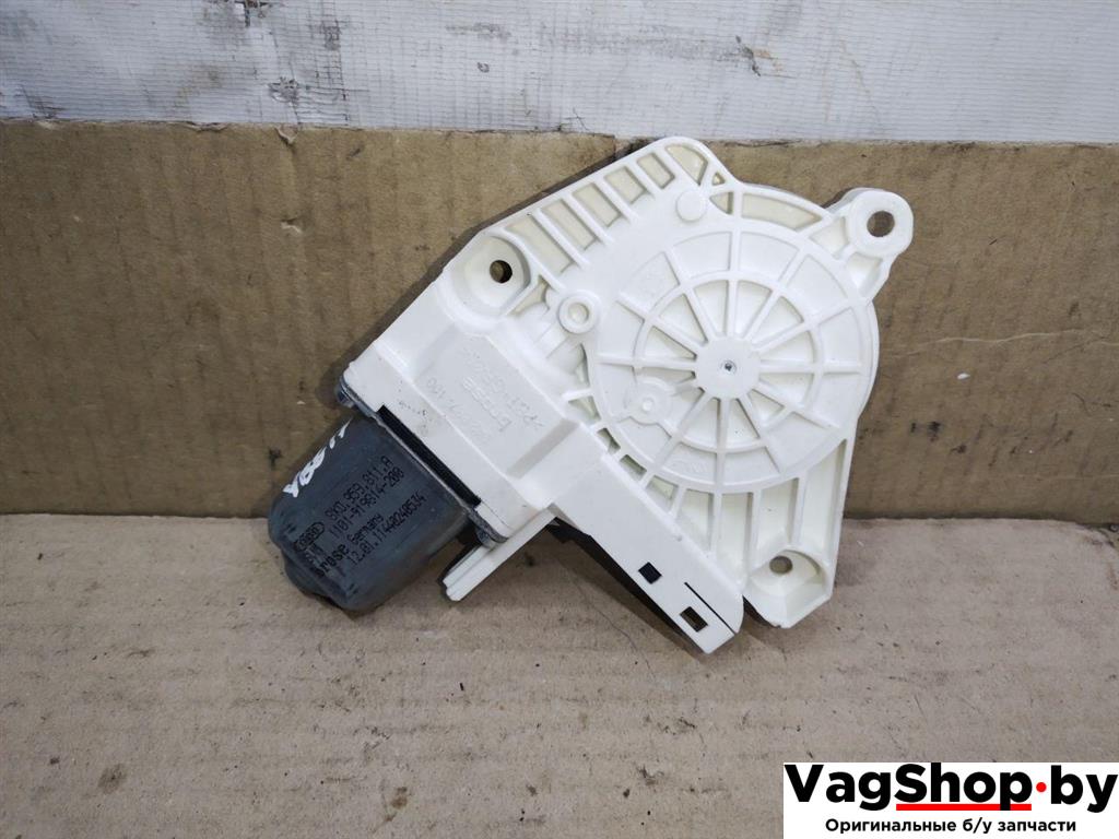 моторчик стеклоподъемника задний левый Audi A4 B8/8K 2011, 2.7 л., TDi, CGK, дизель, МКПП, белый, седан, передний привод, 8K0959811A - фото №1