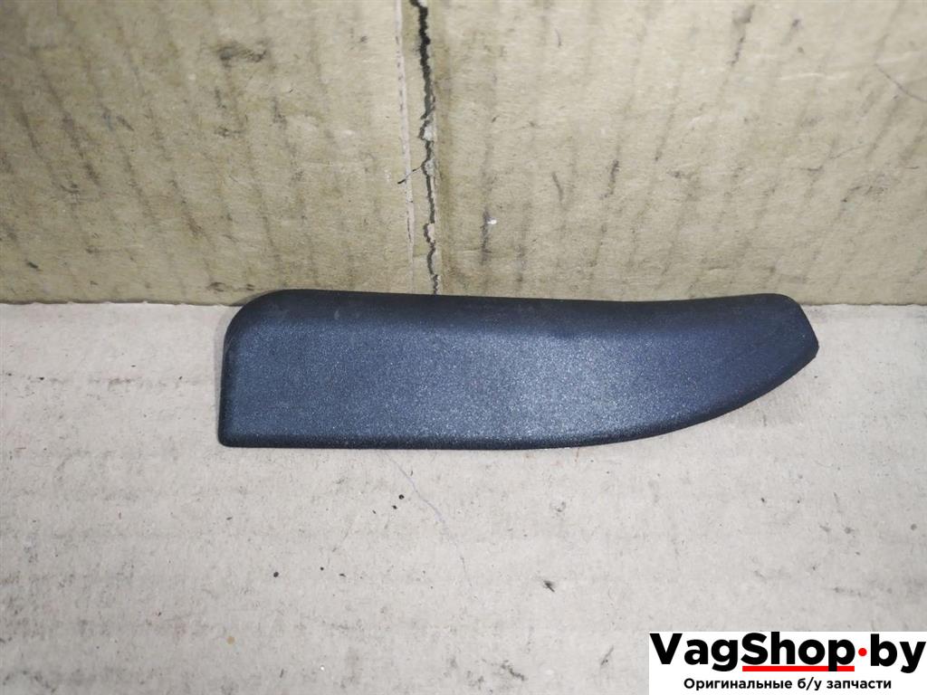 заглушка Audi A4 B8/8K 2011, 2.7 л., TDi, CGK, дизель, МКПП, белый, седан, передний привод, 8K0839060 - фото №1