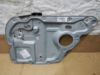 стеклоподъемник электрический задний правый Volkswagen Touran 2 2013, 1.6 л., TDi, CAY, дизель, МКПП, черный, минивэн, передний привод, 1T0839730Q