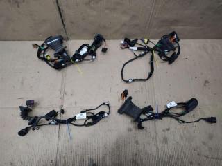 дверная проводка Volkswagen Golf Plus 2 поколение 2010, 1.6 л., TDi, CAY, дизель, МКПП, черный, хетчбэк 5 дв., передний привод, 5M0971693AH, 5M0971694AH