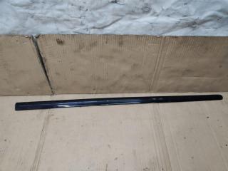 молдинг двери передней правой Volkswagen Golf Plus 2 поколение 2010, 1.6 л., TDi, CAY, дизель, МКПП, черный, хетчбэк 5 дв., передний привод, 5M0853516B