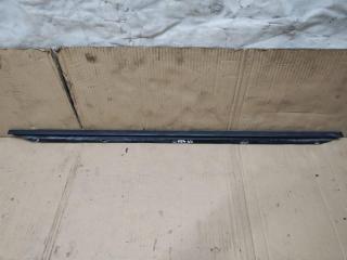 уплотнитель двери Volkswagen Golf Plus 2 поколение 2010, 1.6 л., TDi, CAY, дизель, МКПП, черный, хетчбэк 5 дв., передний привод, 5M0839477