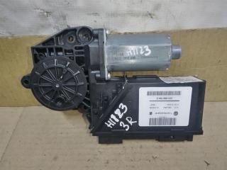 моторчик стеклоподъемника задний правый Volkswagen Touareg 1 поколение [рестайлинг] 2008, 2.5 л., TDi, BPE, дизель, АКПП, серый, внедорожник 5 дв., полный привод, 7L6959704, 3D0959794E