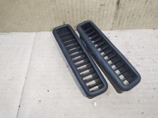 дефлектор обдува салона Volkswagen Touareg 1 поколение [рестайлинг] 2008, 2.5 л., TDi, BPE, дизель, АКПП, серый, внедорожник 5 дв., полный привод, 7L0819985B, 7L0819986B