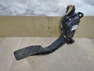 педаль Audi Q5 8R 2009, 2.0 л., TFSI, CDN, бензин, АКПП, черный, внедорожник 5 дв., полный привод, 8K1723523