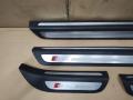 накладка на порог Audi Q5 8R 2009, 2.0 л., TFSI, CDN, бензин, АКПП, черный, внедорожник 5 дв., полный привод, 8R0853373C, 8R0853374C, 8R0853375C, 8R0853376C - фото №2