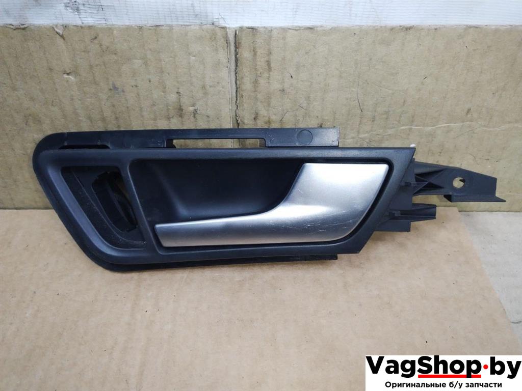 ручка внутренняя передняя правая Audi Q5 8R 2009, 2.0 л., TFSI, CDN, бензин, АКПП, черный, внедорожник 5 дв., полный привод, 8R0837020 - фото №1