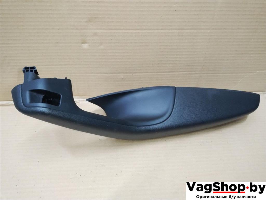 ручка внутренняя задняя правая Audi Q5 8R 2009, 2.0 л., TFSI, CDN, бензин, АКПП, черный, внедорожник 5 дв., полный привод, 8R0867372, 8R0867374 - фото №1