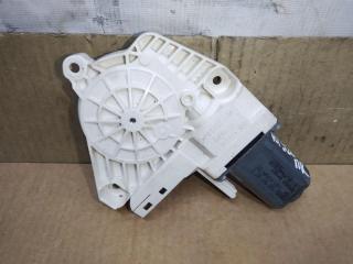 моторчик стеклоподъемника передний правый Audi Q5 8R 2009, 2.0 л., TFSI, CDN, бензин, АКПП, черный, внедорожник 5 дв., полный привод, 8K0959802B