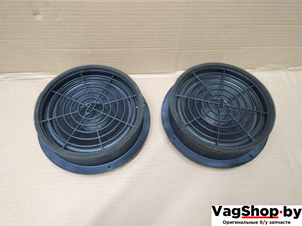 динамик Audi Q5 8R 2009, 2.0 л., TFSI, CDN, бензин, АКПП, черный, внедорожник 5 дв., полный привод, 8R0035415A - фото №1