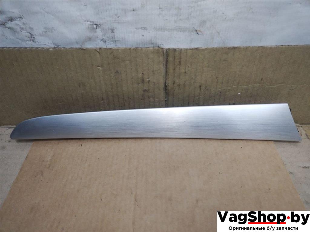 молдинг двери задней левой Audi Q5 8R 2009, 2.0 л., TFSI, CDN, бензин, АКПП, черный, внедорожник 5 дв., полный привод, 8R0867409F1NK - фото №1