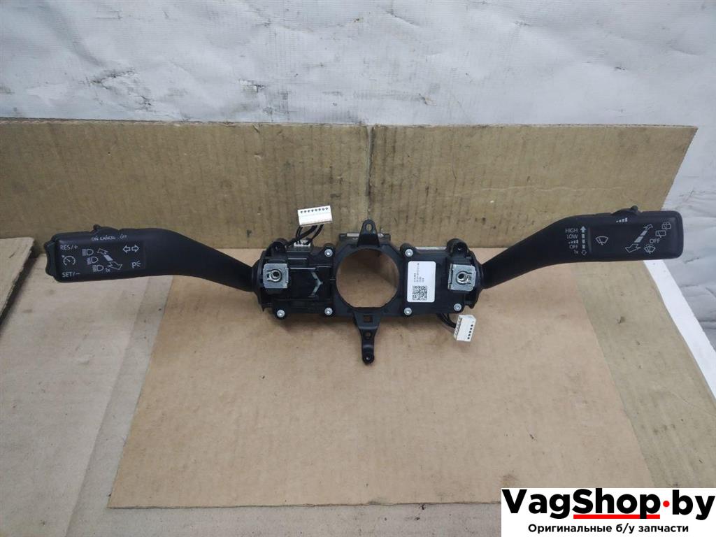 переключатель подрулевой (стрекоза) Volkswagen Touran 2 2013, 1.6 л., TDi, CAY, дизель, МКПП, черный, минивэн, передний привод, 5K0953502M, 5K0953501BH - фото №1