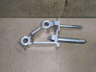 кронштейн (крепление) Volkswagen Touran 2 2013, 1.6 л., TDi, CAY, дизель, МКПП, черный, минивэн, передний привод, 1K1857022D