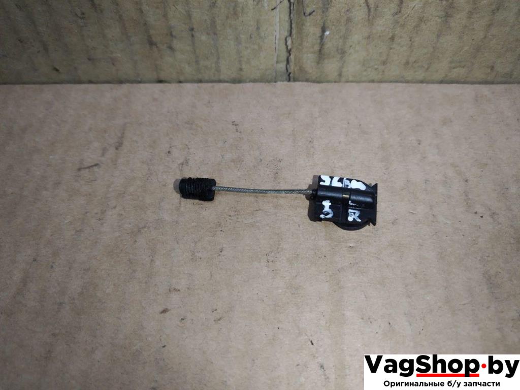 Трос двери задней Volkswagen Touran 1 поколение 2005, 2.0 л., TDi, AZV, дизель, МКПП, черный, минивэн, передний привод, 3B5839060A - фото №1