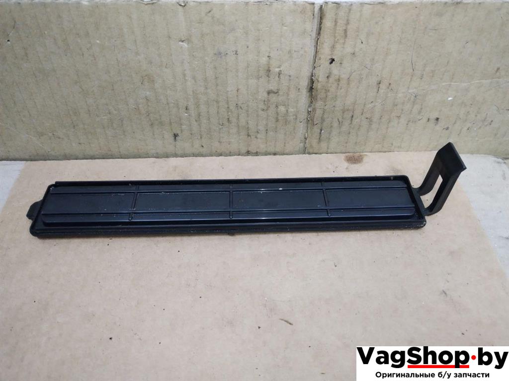 корпус салонного фильтра Audi A6 4G/C7 2012, 2.0 л., TDi, CGL, дизель, АКПП, серый, универсал, передний привод, 8860 - фото №1