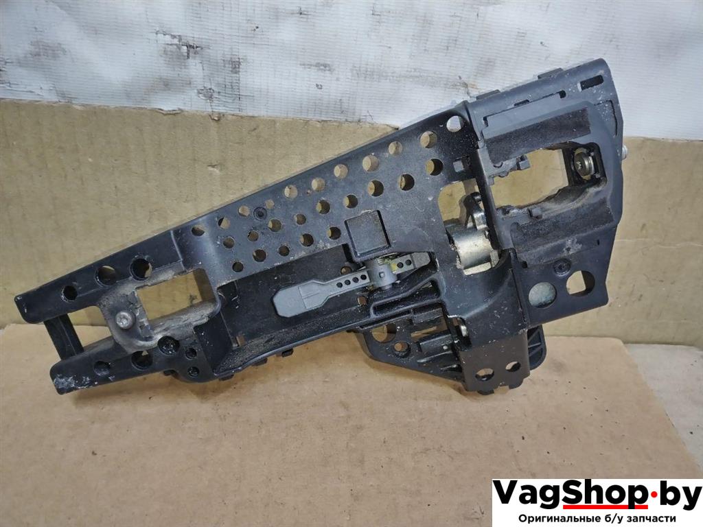 скелет ручки двери задней левой Audi A6 4G/C7 2012, 2.0 л., TDi, CGL, дизель, АКПП, серый, универсал, передний привод, 4H0837885 - фото №1