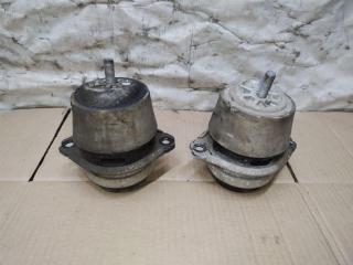 подушка крепления двигателя Volkswagen Touareg 1 поколение [рестайлинг] 2008, 3.0 л., TDi, CAS, дизель, АКПП, черный, внедорожник 5 дв., полный привод, 7L8199131A