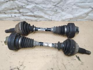 полуось передняя левая (приводной вал, ШРУС) Volkswagen Touareg 1 поколение [рестайлинг] 2008, 3.0 л., TDi, CAS, дизель, АКПП, черный, внедорожник 5 дв., полный привод, 7L0407271E