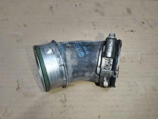 патрубок интеркулера Volkswagen Touareg 1 поколение [рестайлинг] 2008, 3.0 л., TDi, CAS, дизель, АКПП, черный, внедорожник 5 дв., полный привод, 7L6145943C