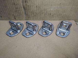 ответная часть (скоба) замка двери Audi A6 Allroad Quattro C6 [рестайлинг] 2010, 3.0 л., TDi, CDY, дизель, АКПП, серебро, универсал, полный привод, 8E0837033