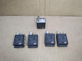 реле (прочие) Audi A6 Allroad Quattro C6 [рестайлинг] 2010, 3.0 л., TDi, CDY, дизель, АКПП, серебро, универсал, полный привод, 7M0951253C, 404