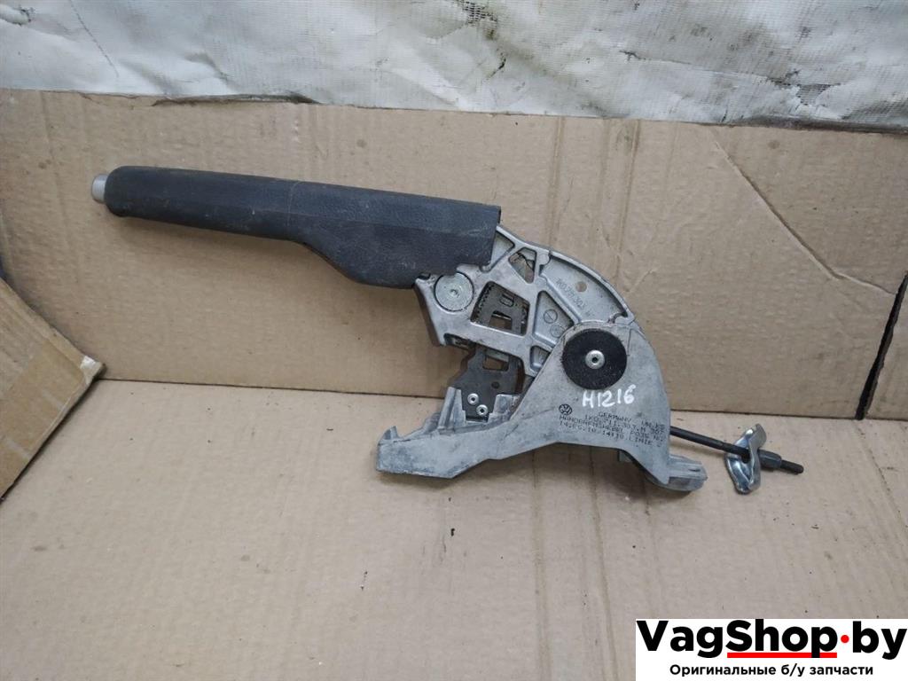 рычаг ручного тормоза (ручника) Volkswagen Golf Plus 2 поколение 2010, 1.6 л., TDi, CAY, дизель, МКПП, черный, хетчбэк 5 дв., передний привод, 1K0711303M - фото №1