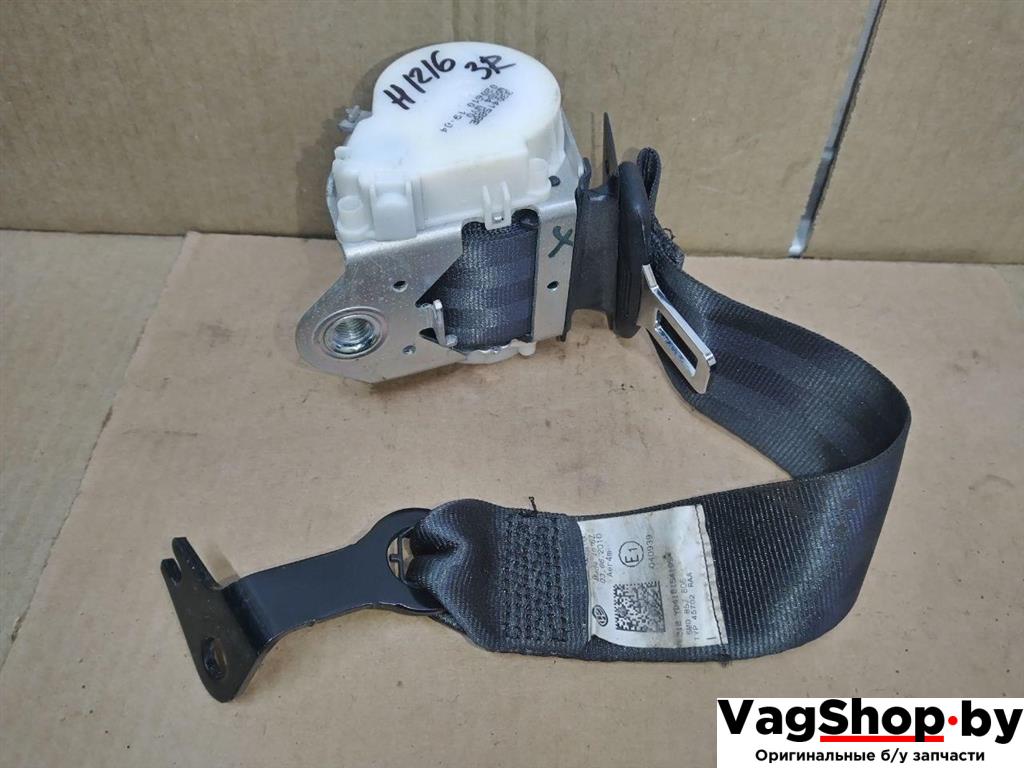 ремень безопасности Volkswagen Golf Plus 2 поколение 2010, 1.6 л., TDi, CAY, дизель, МКПП, черный, хетчбэк 5 дв., передний привод, 5M0857806RAA - фото №1