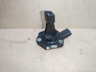 датчик уровня масла Volkswagen Golf Plus 2 поколение 2010, 1.6 л., TDi, CAY, дизель, МКПП, черный, хетчбэк 5 дв., передний привод, 03C907660G