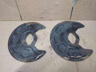 защитный кожух тормозного механизма Volkswagen Caddy 3 поколение [рестайлинг] 2012, 2.0 л., TDi, CFH, дизель, АКПП, белый, минивэн, передний привод, 2K0615609D