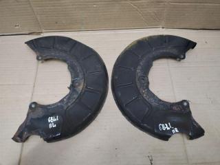 защитный кожух тормозного механизма Volkswagen Caddy 3 поколение [рестайлинг] 2012, 2.0 л., TDi, CFH, дизель, АКПП, белый, минивэн, передний привод, 1K0615311F, 1K0615312F