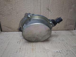 насос вакуумный Audi Q7 4L 2008, 3.0 л., TDi, дизель, АКПП, черный, внедорожник 5 дв., полный привод, 057145100AE