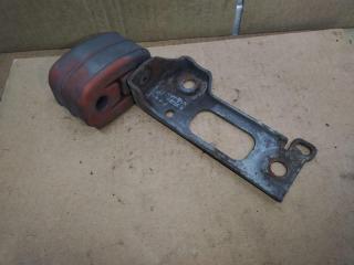 кронштейн глушителя Audi A6 4F/C6 [рестайлинг] 2010, 2.7 л., TDi, CAN, дизель, АКПП, черный, седан, передний привод, 4F0253147D, 4F0253144R