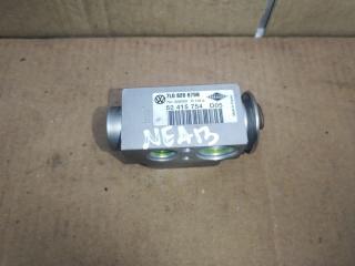 расширительный клапан кондиционера Audi Q7 4L 2007, 3.0 л., TDi, BUG, дизель, АКПП, черный, внедорожник 5 дв., полный привод, 7L0820679B