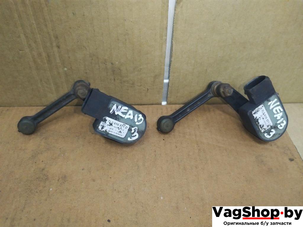 датчик дорожного просвета Audi Q7 4L 2007, 3.0 л., TDi, BUG, дизель, АКПП, черный, внедорожник 5 дв., полный привод, 7L0616571D - фото №1