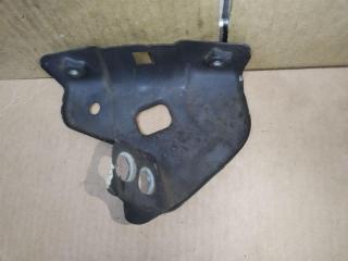 крепление ( кронштейн ) крыла Volkswagen Sharan 2 поколение 2011, 2.0 л., TDi, CFF, дизель, МКПП, черный, минивэн, передний привод, 7N0821135A