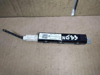 усилитель антенны Volkswagen Sharan 2 поколение 2011, 2.0 л., TDi, CFF, дизель, МКПП, черный, минивэн, передний привод, 7N0035552J