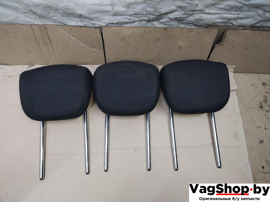 подголовник Volkswagen Sharan 2 поколение 2011, 2.0 л., TDi, CFF, дизель, МКПП, черный, минивэн, передний привод - фото №1