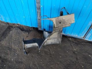 лонжерон левый Volkswagen Sharan 2 поколение 2011, 2.0 л., TDi, CFF, дизель, МКПП, черный, минивэн, передний привод