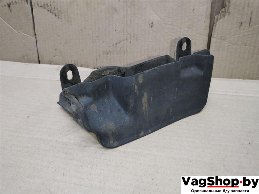 заглушка порога Volkswagen Sharan 2 поколение 2011, 2.0 л., TDi, CFF, дизель, МКПП, черный, минивэн, передний привод, 7N0854855 - фото №1