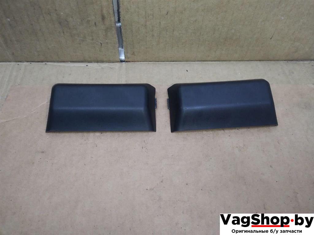 накладка декоративная Volkswagen Sharan 2 поколение 2011, 2.0 л., TDi, CFF, дизель, МКПП, черный, минивэн, передний привод, 7N0843825A - фото №1