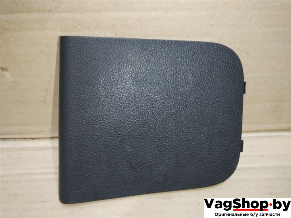 обшивка крышки багажника Volkswagen Sharan 2 поколение 2011, 2.0 л., TDi, CFF, дизель, МКПП, черный, минивэн, передний привод, 7N0867655 - фото №1