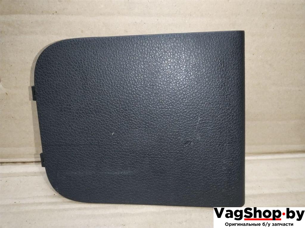 обшивка крышки багажника Volkswagen Sharan 2 поколение 2011, 2.0 л., TDi, CFF, дизель, МКПП, черный, минивэн, передний привод, 7N0867656 - фото №1
