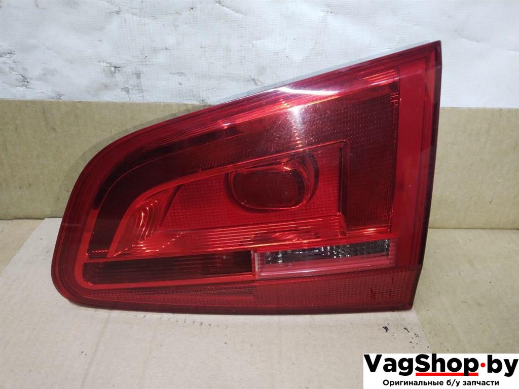 фонарь крышки багажника правый Volkswagen Sharan 2 поколение 2011, 2.0 л., TDi, CFF, дизель, МКПП, черный, минивэн, передний привод, 7N0945094J - фото №1