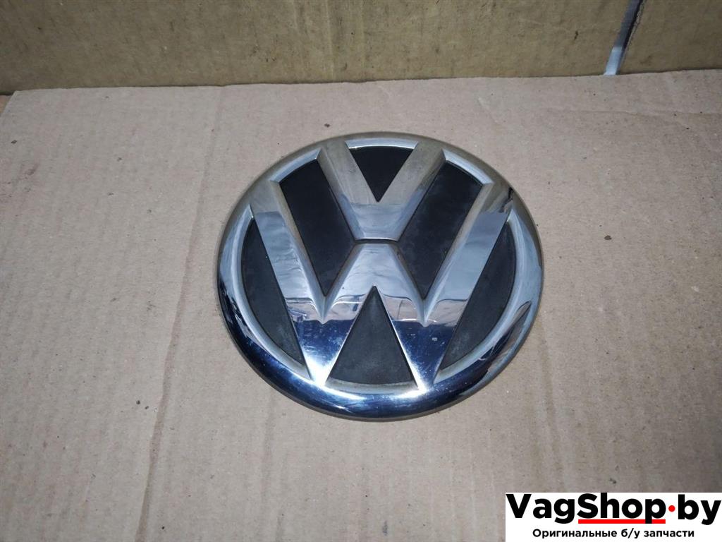 эмблема Volkswagen Sharan 2 поколение 2011, 2.0 л., TDi, CFF, дизель, МКПП, черный, минивэн, передний привод, 7P6853630 - фото №1