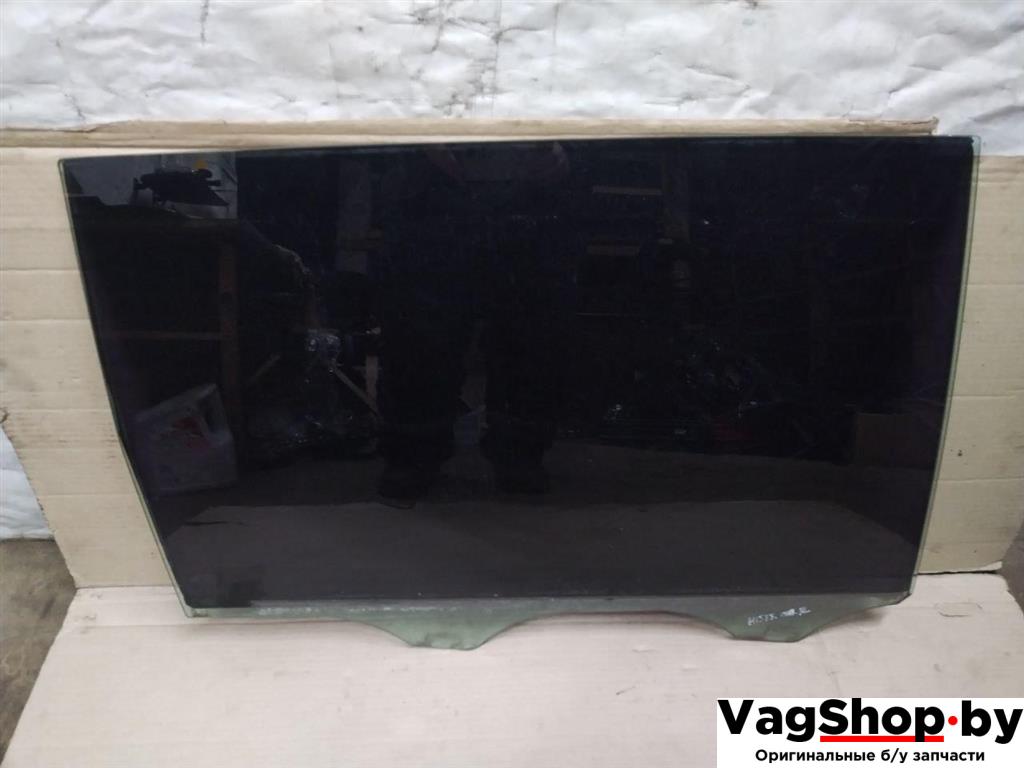 стекло сдвижной двери Volkswagen Sharan 2 поколение 2011, 2.0 л., TDi, CFF, дизель, МКПП, черный, минивэн, передний привод, 7N0845206 - фото №1