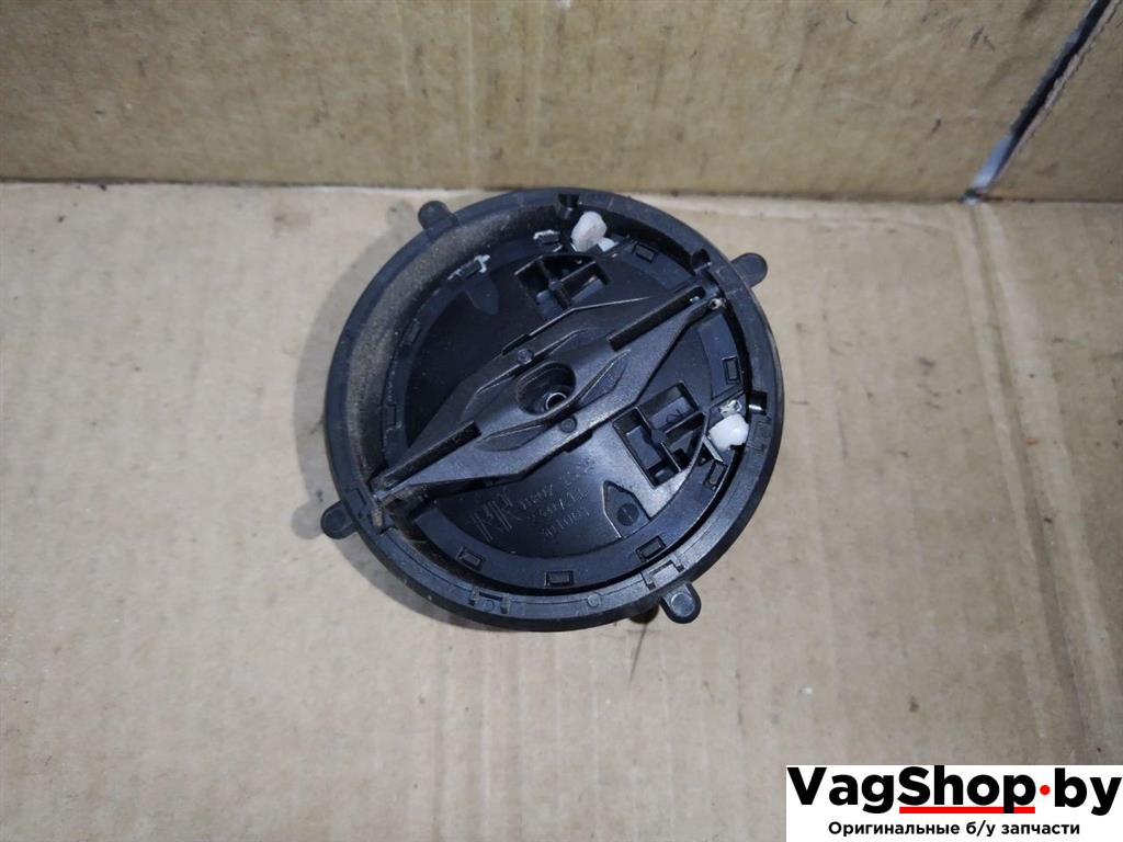 электромоторчик зеркала наружнего Volkswagen Sharan 2 поколение 2011, 2.0 л., TDi, CFF, дизель, МКПП, черный, минивэн, передний привод - фото №1