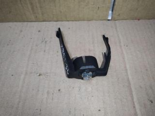 Кронштейн крепления фонаря заднего левого Audi A4 B8/8K 2010, 2.7 л., TDi, CGK, дизель, МКПП, белый, седан, передний привод, 16701500