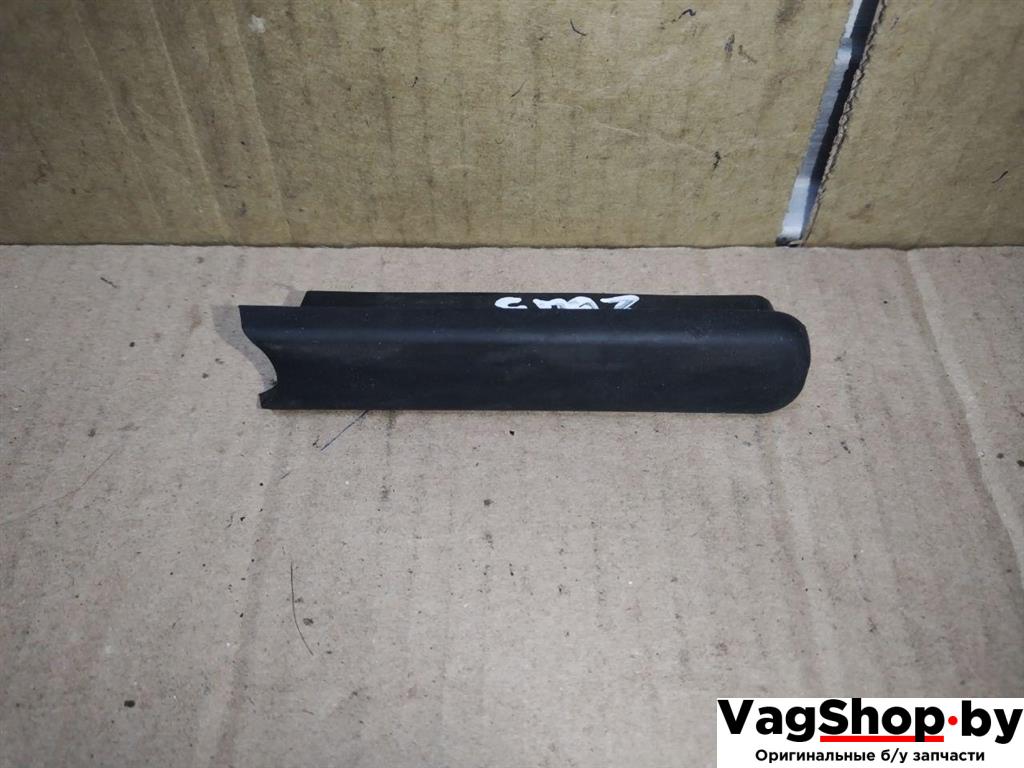 пластик Audi A4 B8/8K 2010, 2.7 л., TDi, CGK, дизель, МКПП, белый, седан, передний привод, 8K5827797 - фото №1
